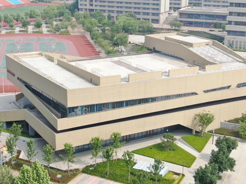 Me yasa Zaba Ginin Karfe na Makaranta don Aikin Harabar ku na gaba?